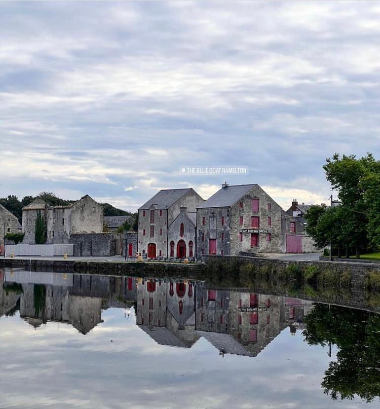 Riverfront Apartments At The Blue Goat Ramelton Exterior foto