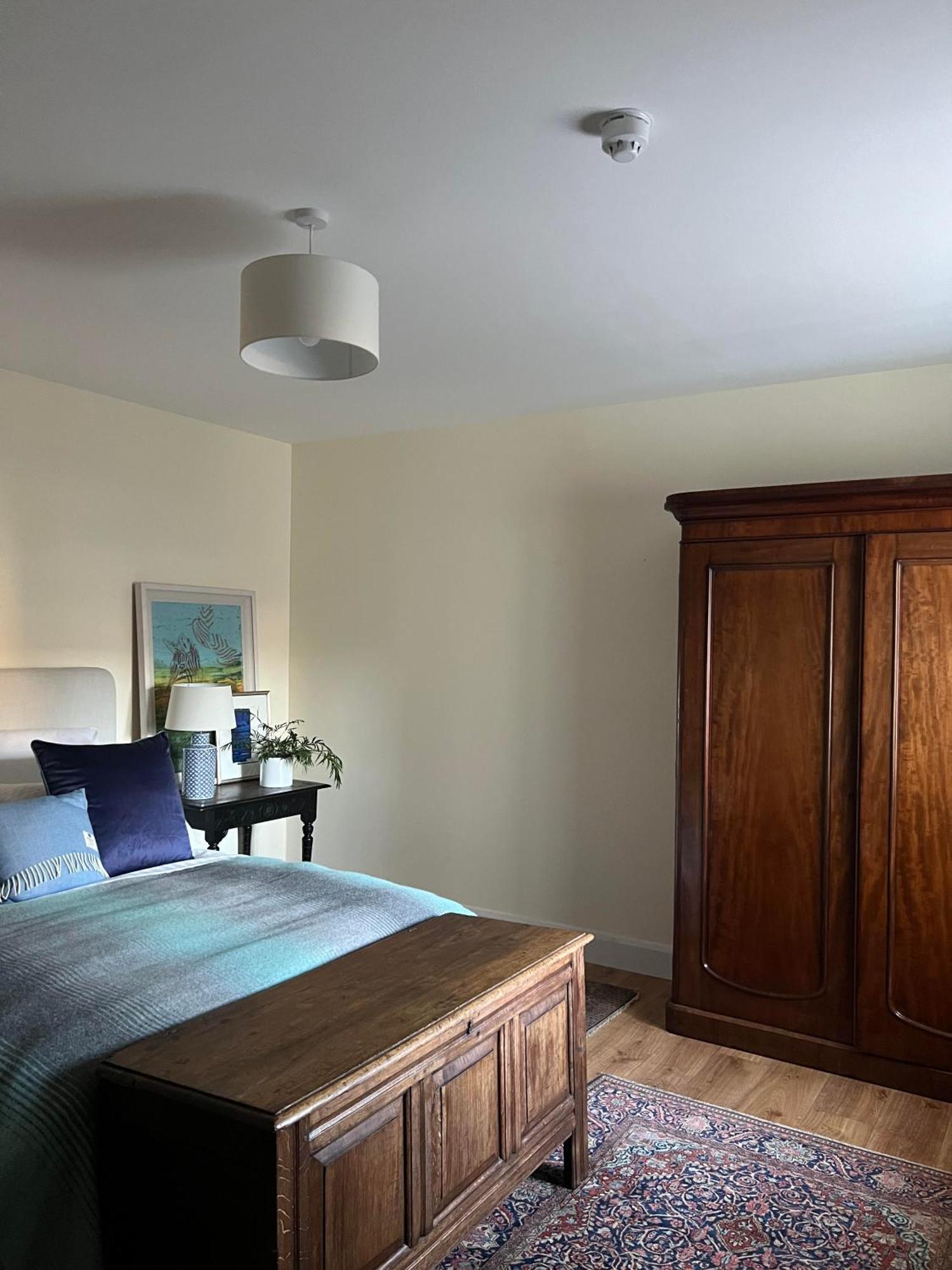 Riverfront Apartments At The Blue Goat Ramelton Exterior foto